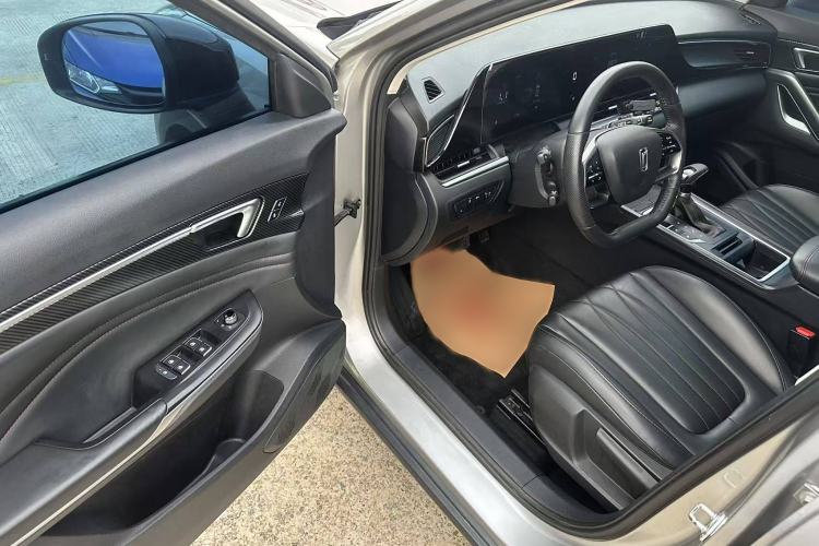 Used Bestune T55 2022 1.5T Automatic Leap Edition Interior 5