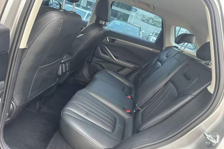 Used Bestune T55 2022 1.5T Automatic Leap Edition Interior 6