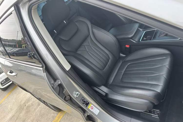 Used Bestune T55 2022 1.5T Automatic Leap Edition Interior 8