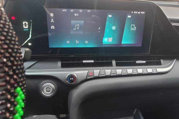 Used Bestune T55 2022 1.5T Automatic Leap Edition Audio And AC Panel