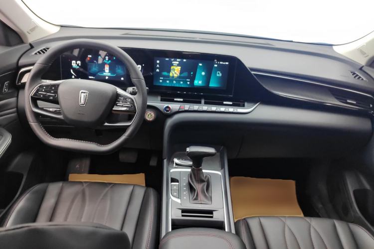 Used Bestune T55 2022 1.5T Automatic Leap Edition Center Console