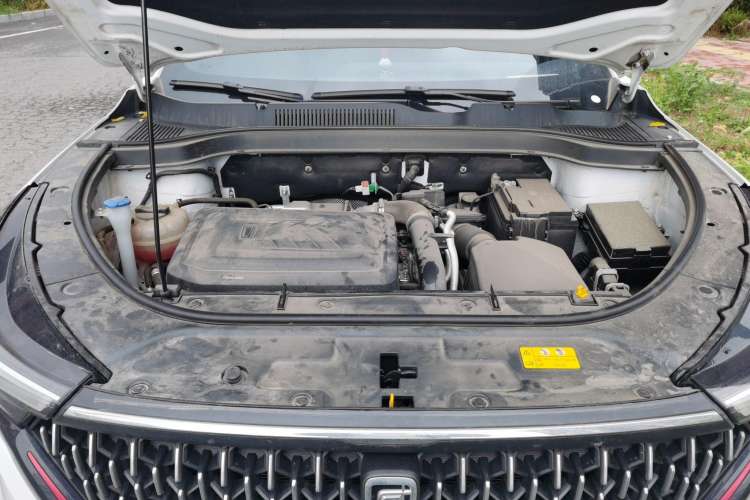 Used Bestune T55 2022 1.5T Automatic ZHUOYUE Model Engine Bay