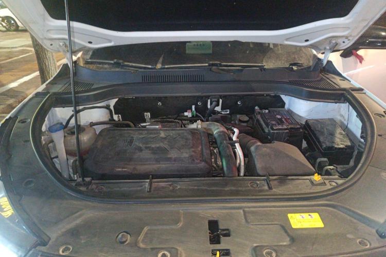 Used Bestune T55 2022 1.5T Automatic Leap Edition Engine Bay