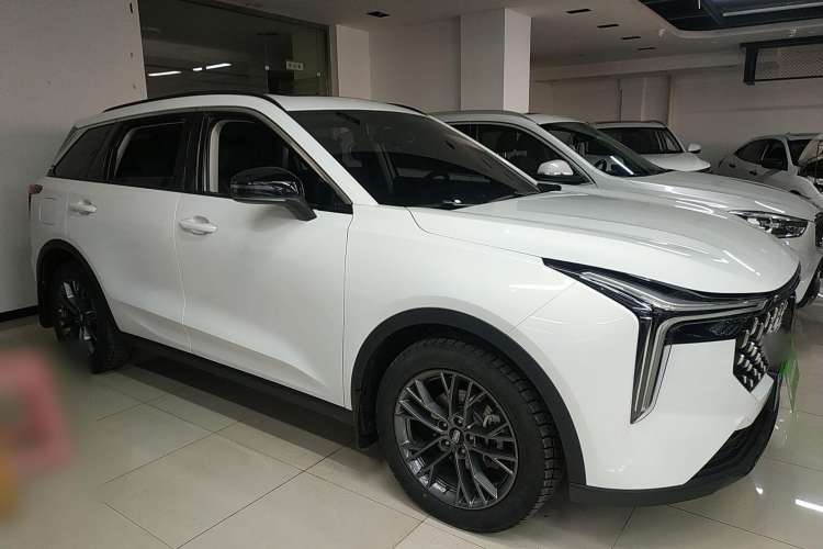Used Bestune T55 2022 1.5T Automatic Leap Edition Exterior 2