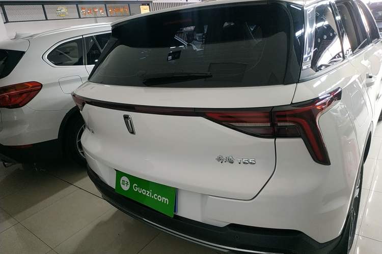 Used Bestune T55 2022 1.5T Automatic Leap Edition Exterior 4