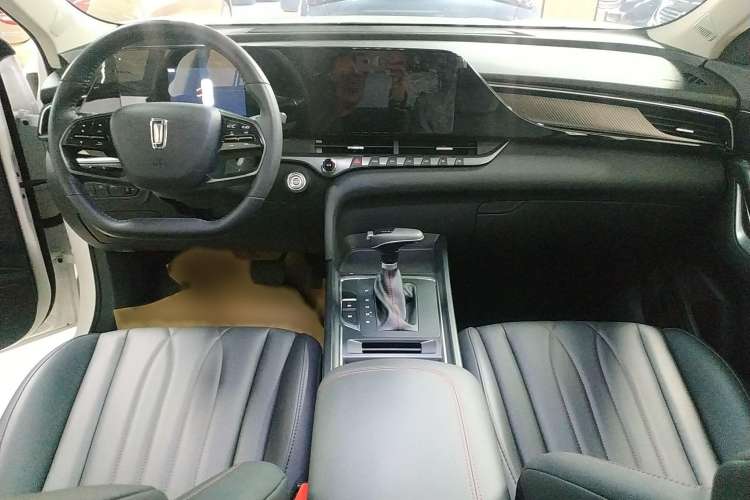 Used Bestune T55 2022 1.5T Automatic Leap Edition Interior 3