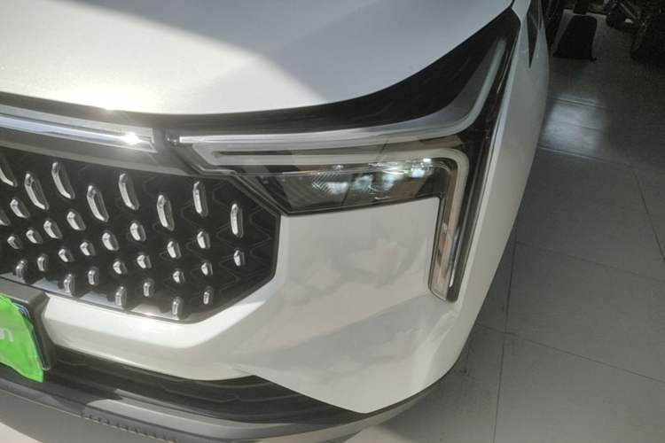 Used Bestune T55 2022 1.5T Automatic Leap Edition Left Front Headlight