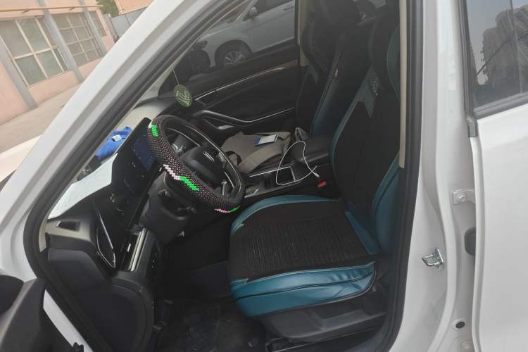 Used Bestune T55 2022 1.5T Automatic Leap Edition Left Front Seat