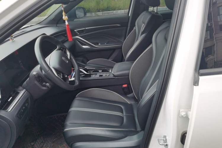Used Bestune T55 2022 1.5T Automatic ZHUOYUE Model Left Front Seat