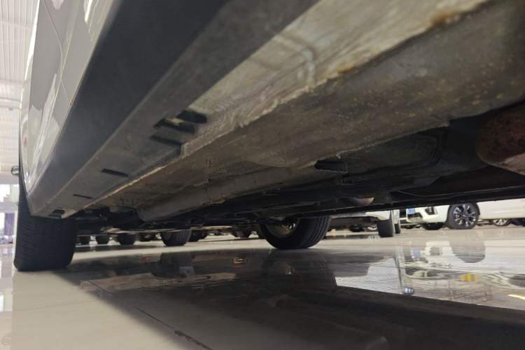 Used Bestune T55 2022 1.5T Automatic Super Leap Edition Left Side Sill