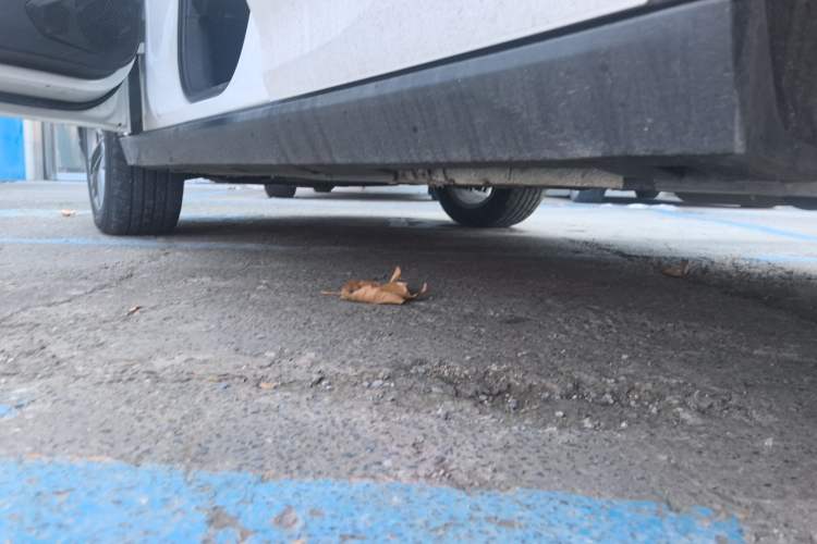 Used Bestune T55 2022 1.5T Automatic Leap Edition Left Side Sill