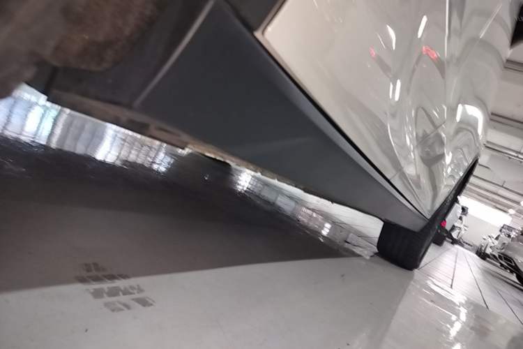 Used Bestune T55 2022 1.5T Automatic Leap Edition Left Side Sill