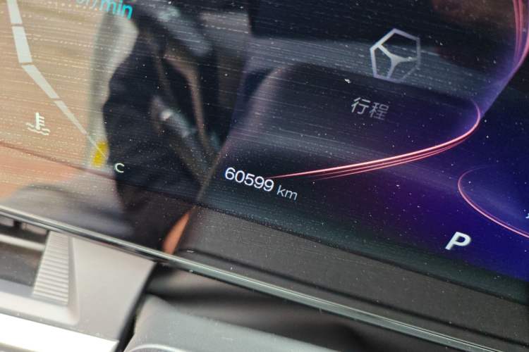 Used Bestune T55 2022 1.5T Automatic Leap Edition Odometer Close Up
