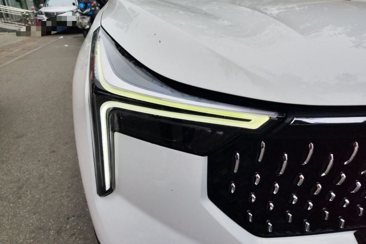 Used Bestune T55 2022 1.5T Automatic Leap Edition Right Front Headlight
