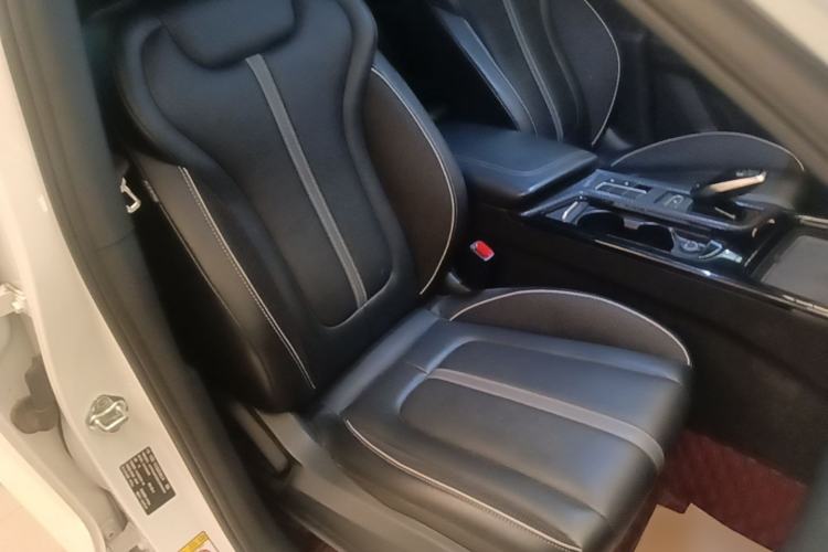 Used Bestune T55 2022 1.5T Automatic ZHUOYUE Model Right Front Seat