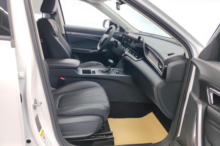 Used Bestune T55 2022 1.5T Automatic Leap Edition Right Front Seat