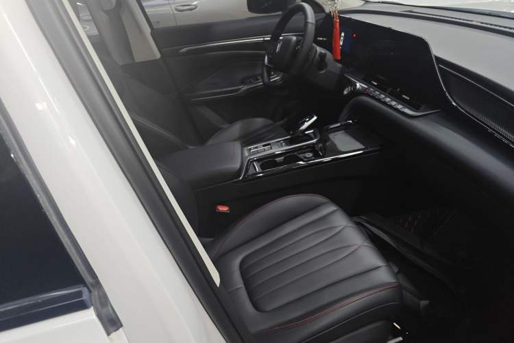 Used Bestune T55 2022 1.5T Automatic Super Leap Edition Right Front Seat