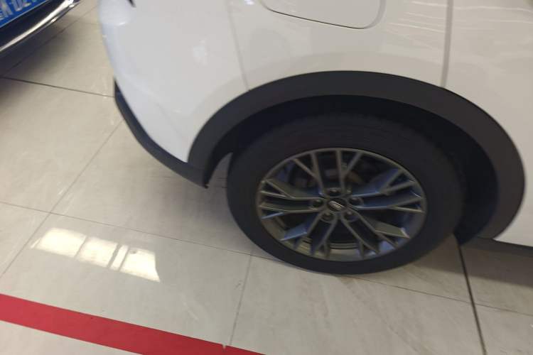 Used Bestune T55 2022 1.5T Automatic Super Leap Edition Right Rear Wheel Hub