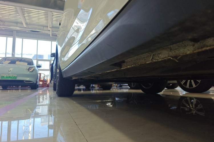 Used Bestune T55 2022 1.5T Automatic Super Leap Edition Right Side Sill