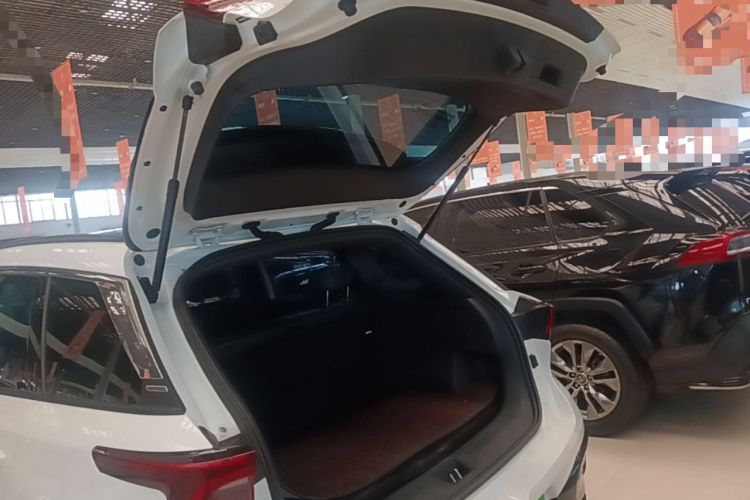 Used Bestune T55 2022 1.5T Automatic ZHUOYUE Model Trunk