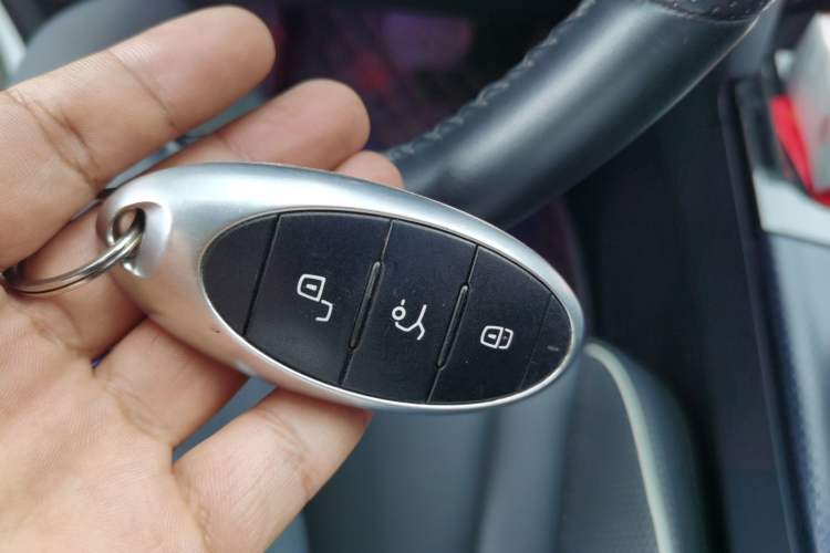 Used Bestune T55 2022 1.5T Automatic ZHUOYUE Model Vehicle Key