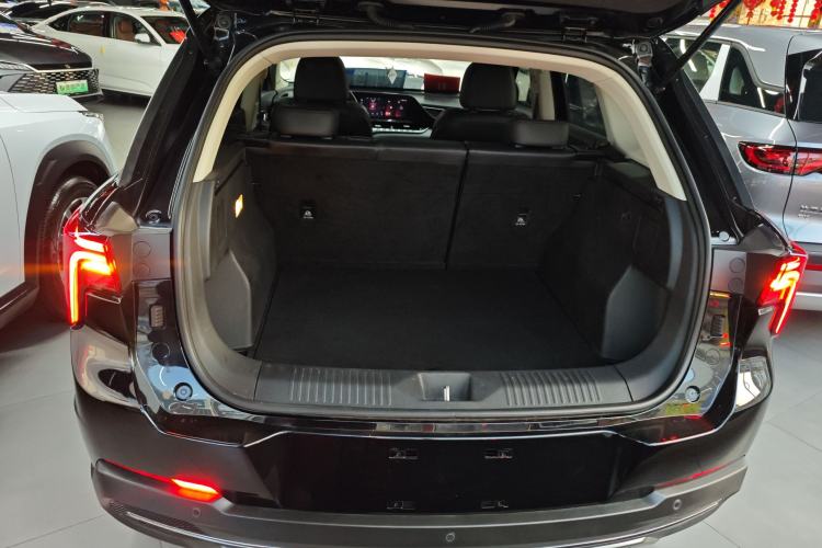 Used Bestune T55 2023 1.5T Automatic Leap Model Trunk