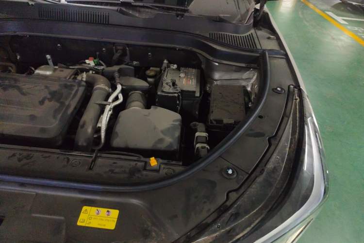 Used Bestune T55 2023 1.5T Automatic Leap Model Engine Bay Left