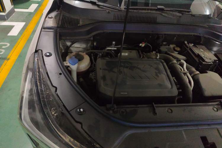 Used Bestune T55 2023 1.5T Automatic Leap Model Engine Bay Right