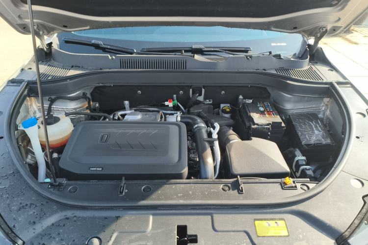 Used Bestune T55 2023 1.5T Automatic Leap Model Engine Bay