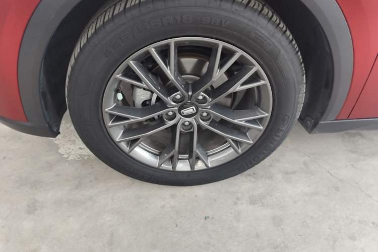 Used Bestune T55 2023 1.5T Automatic Leap Model Left Front Wheel Hub