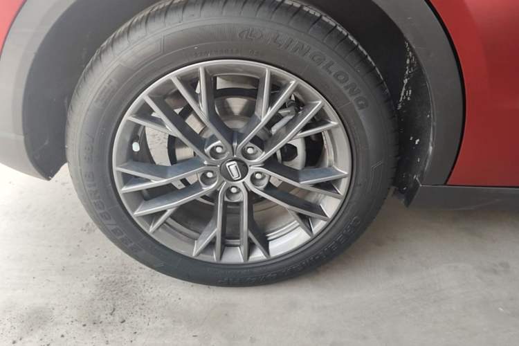 Used Bestune T55 2023 1.5T Automatic Leap Model Right Rear Wheel Hub