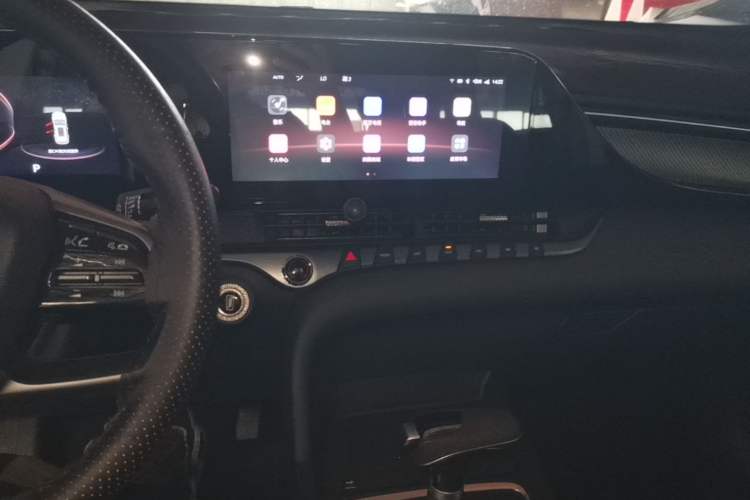 Used Bestune T55 2023 1.5T Automatic Leap Model Audio And AC Panel
