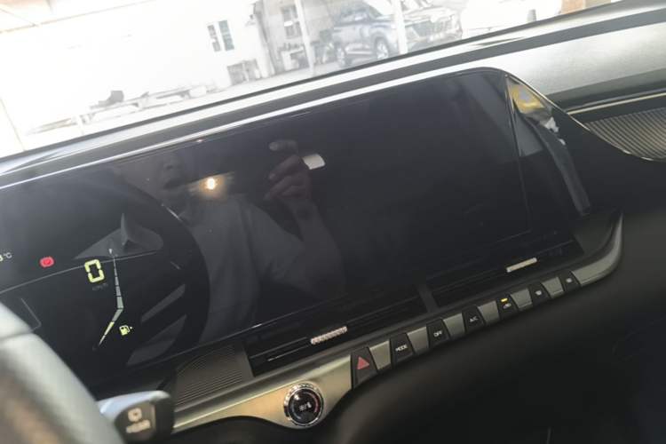 Used Bestune T55 2023 1.5T Automatic Leap Model Audio And AC Panel
