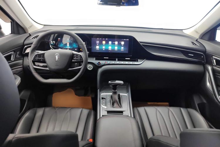 Used Bestune T55 2023 1.5T Automatic Leap Model Center Console
