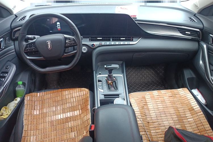 Used Bestune T55 2023 1.5T Automatic Leap Model Center Console