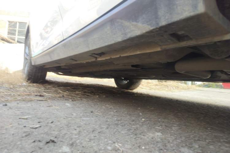 Used Bestune T55 2023 1.5T Automatic Leap Model Chassis Rear Left