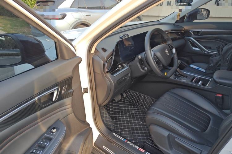 Used Bestune T55 2023 1.5T Automatic Leap Model Driver Seat