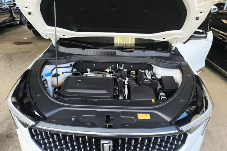 Used Bestune T55 2023 1.5T Automatic Leap Model Engine Bay