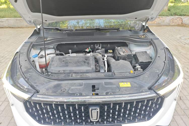 Used Bestune T55 2023 1.5T Automatic Leap Model Engine Bay