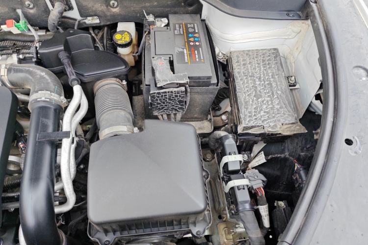 Used Bestune T55 2023 1.5T Automatic Leap Model Engine Bay Left