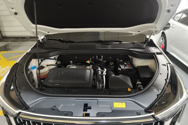 Used Bestune T55 2023 1.5T Automatic Leap Model Engine Bay