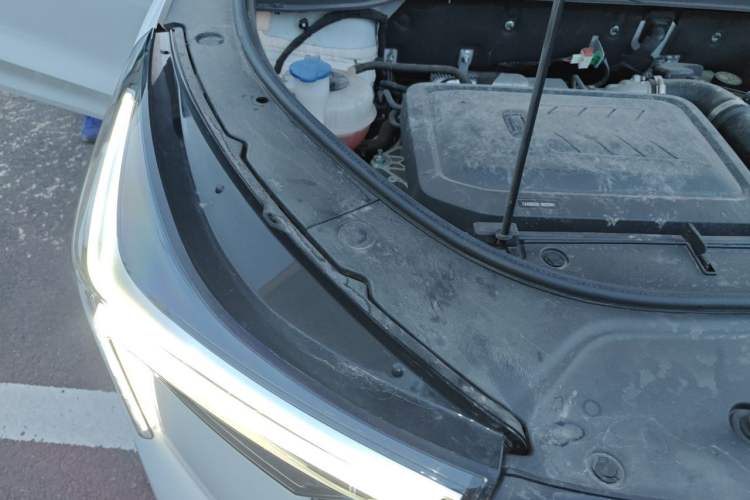 Used Bestune T55 2023 1.5T Automatic Leap Model Engine Bay Right