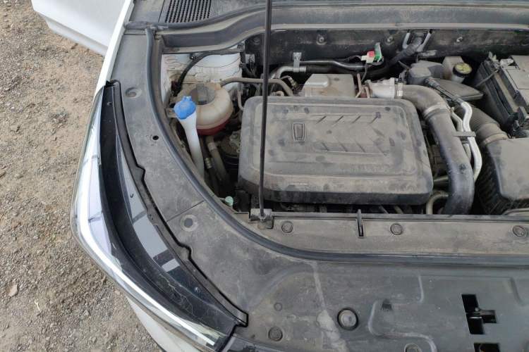 Used Bestune T55 2023 1.5T Automatic Leap Model Engine Bay Right