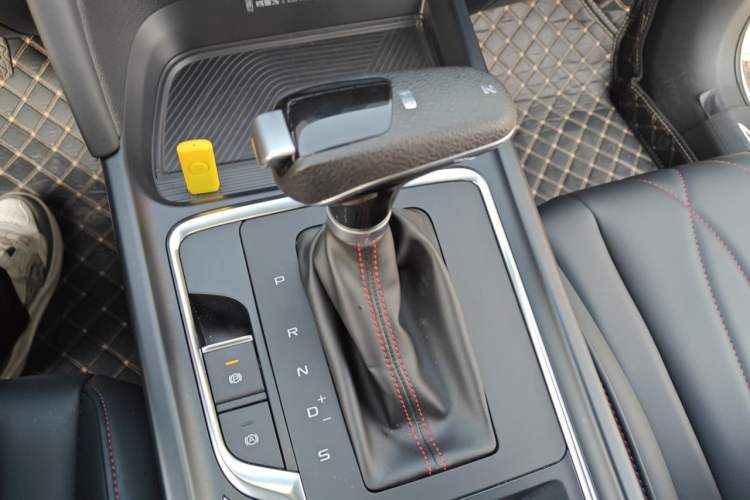 Used Bestune T55 2023 1.5T Automatic Leap Model Gear Lever