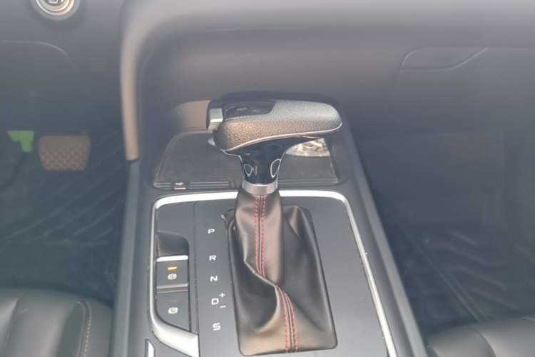 Used Bestune T55 2023 1.5T Automatic Leap Model Gear Lever