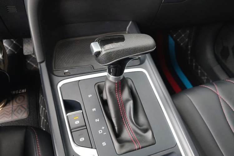 Used Bestune T55 2023 1.5T Automatic Leap Model Gear Lever