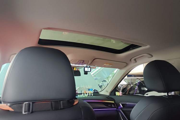 Used Bestune T55 2023 1.5T Automatic Leap Model Headliner