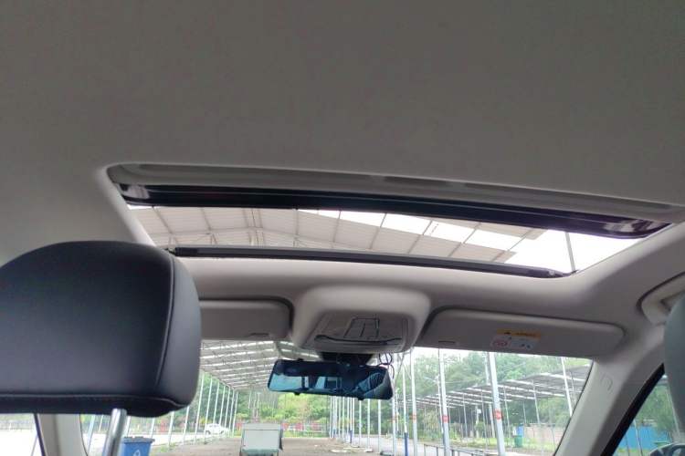 Used Bestune T55 2023 1.5T Automatic Leap Model Headliner