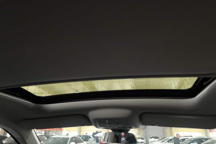 Used Bestune T55 2023 1.5T Automatic Leap Model Headliner