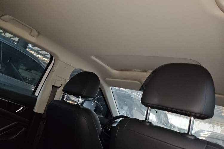 Used Bestune T55 2023 1.5T Automatic Leap Model Headliner